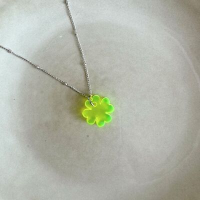Lume Charm Necklace | Clover Neon Yellow Silver