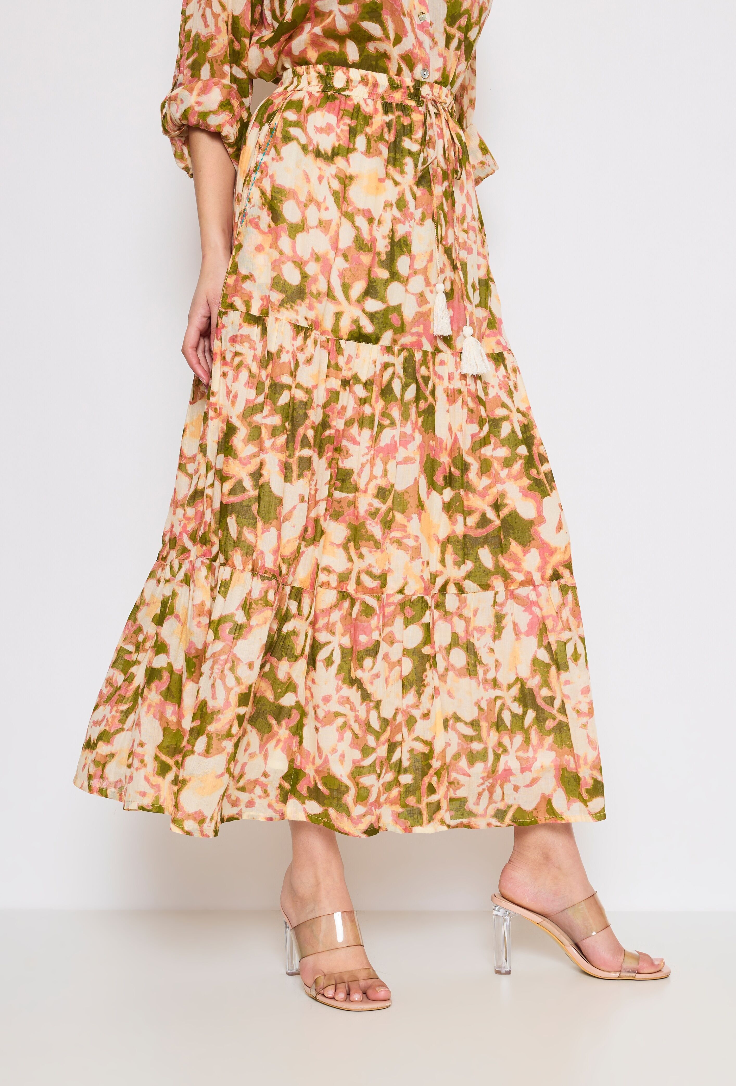 Abito lungo con stampa floreale