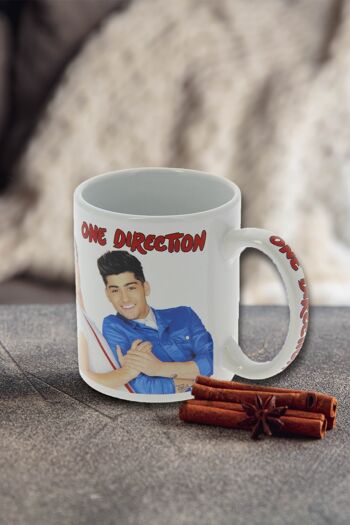 Tasse en céramique rouge et bleue One Direction 7