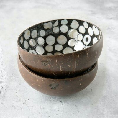 Mosaic coconut bowl with black dots by MonJoliBol