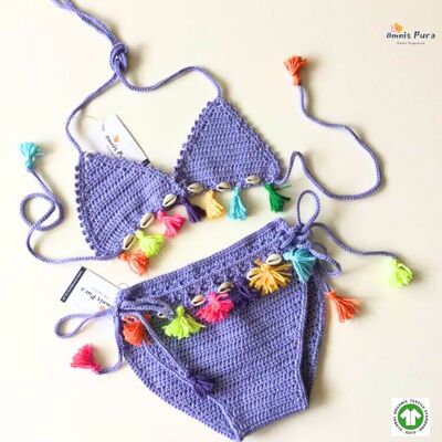 Lot de quatre bikinis en coton biologique faits main avec coquillages et pompons pour fille