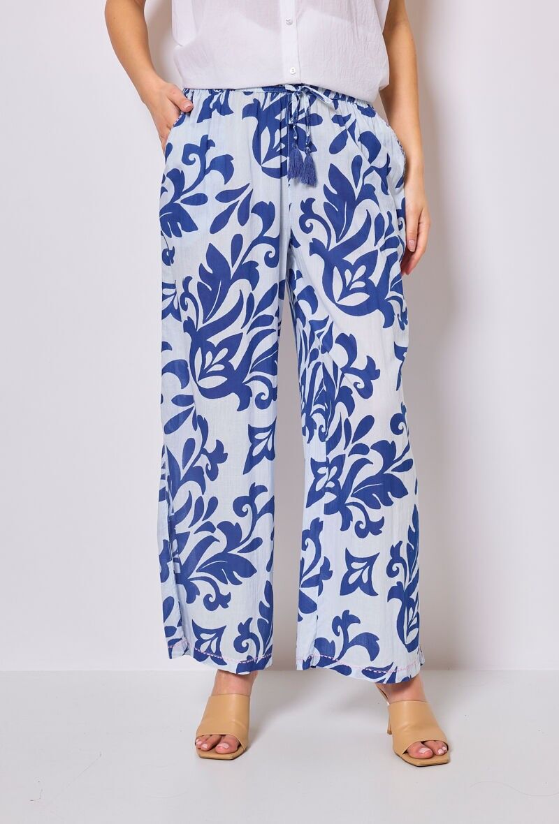 Pantaloni fluidi con fantasia floreale