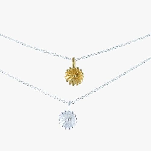 Dainty Flower Necklace