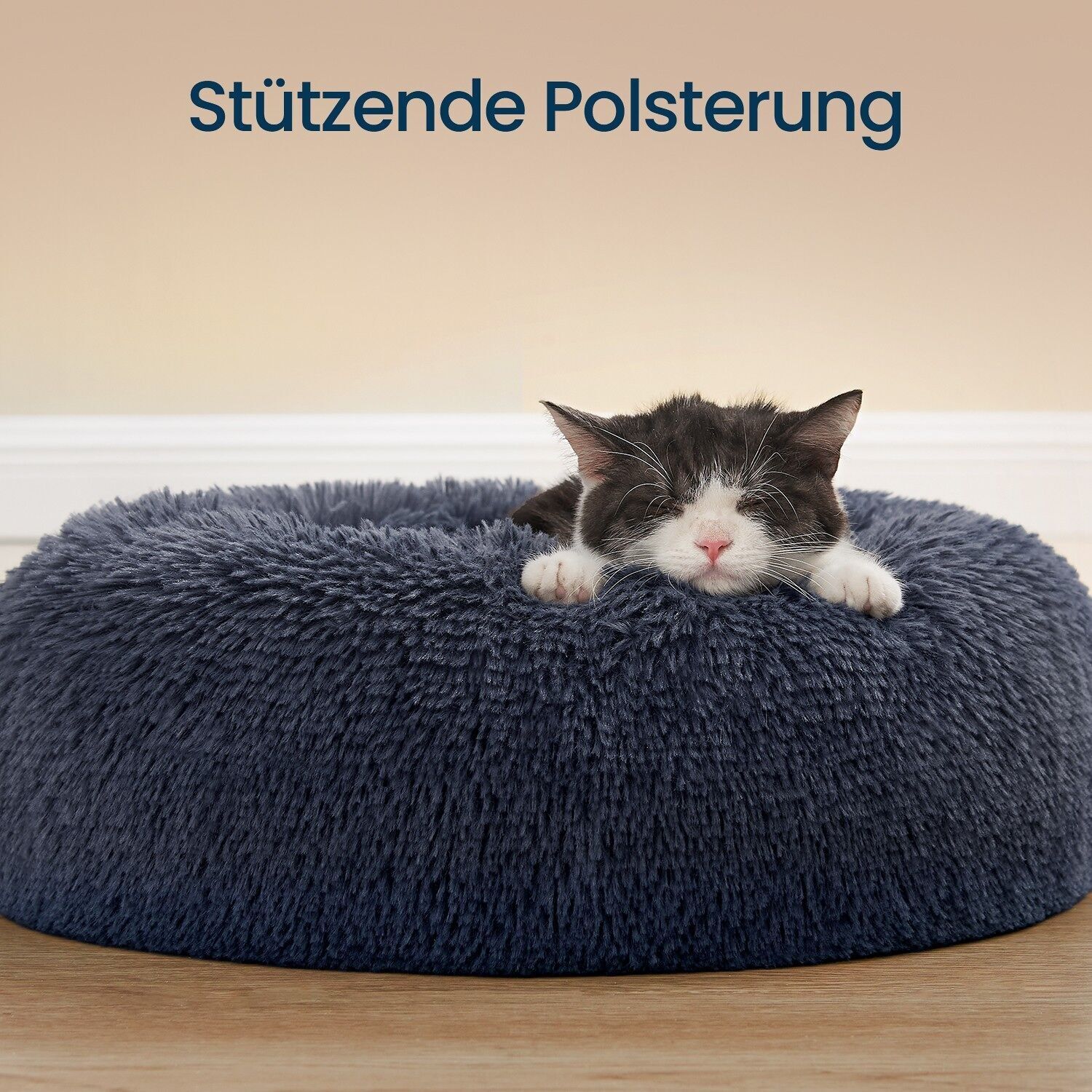 Lit pour chien doux, coussin donut, lavable, 80 x 20 cm (Ø x H) - Poids : 1.6 kg Contenu de la livraison : - 1 x lit pour chien Nicky's Remarques : - Les produits cousus peuvent avoir un écart de taille de 2 à 3 cm