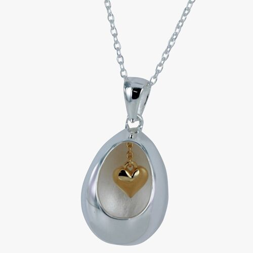 Egg-Squisite Necklace