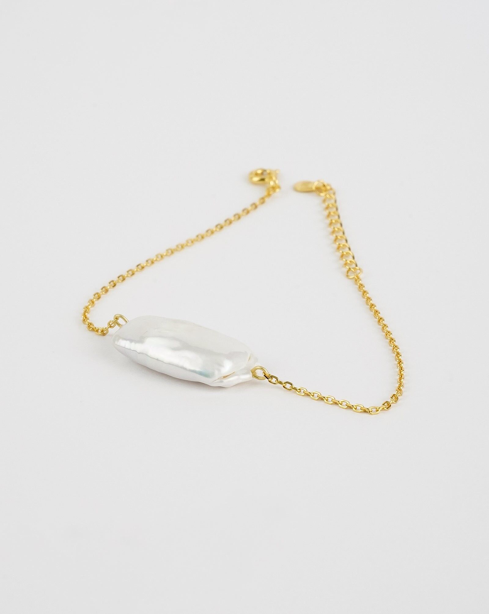 Bracciale di perle rettangolari