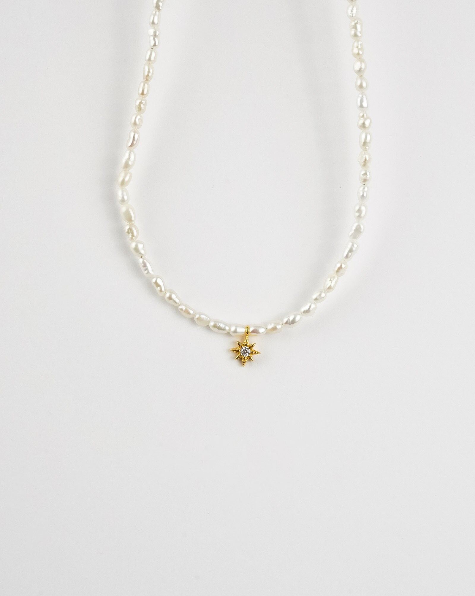 Collier de perles étoiles