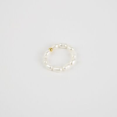 Anello con perle di perline