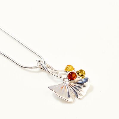 Collar de ámbar y ginkgo