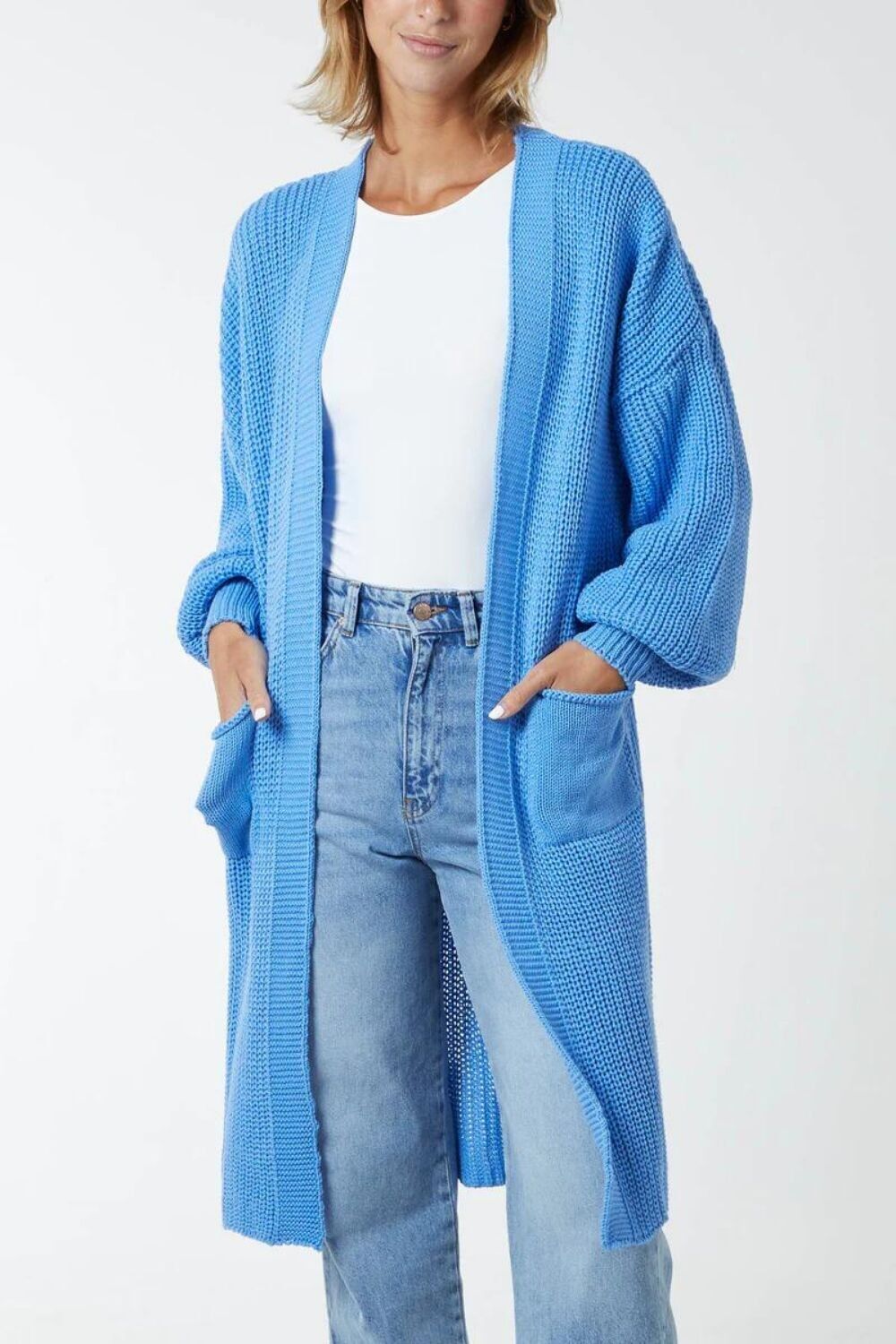 Übergroßer langärmliger Midi-Strickcardigan mit Taschendetails in Hellblau