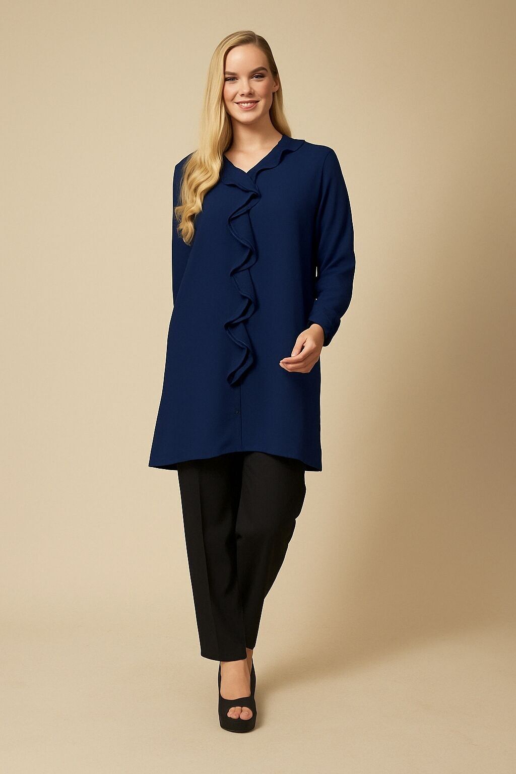 Relaxed Fit Tunika mit Rüschendetails in Marine