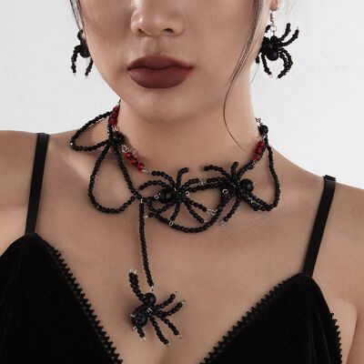 Collar de araña con cuentas