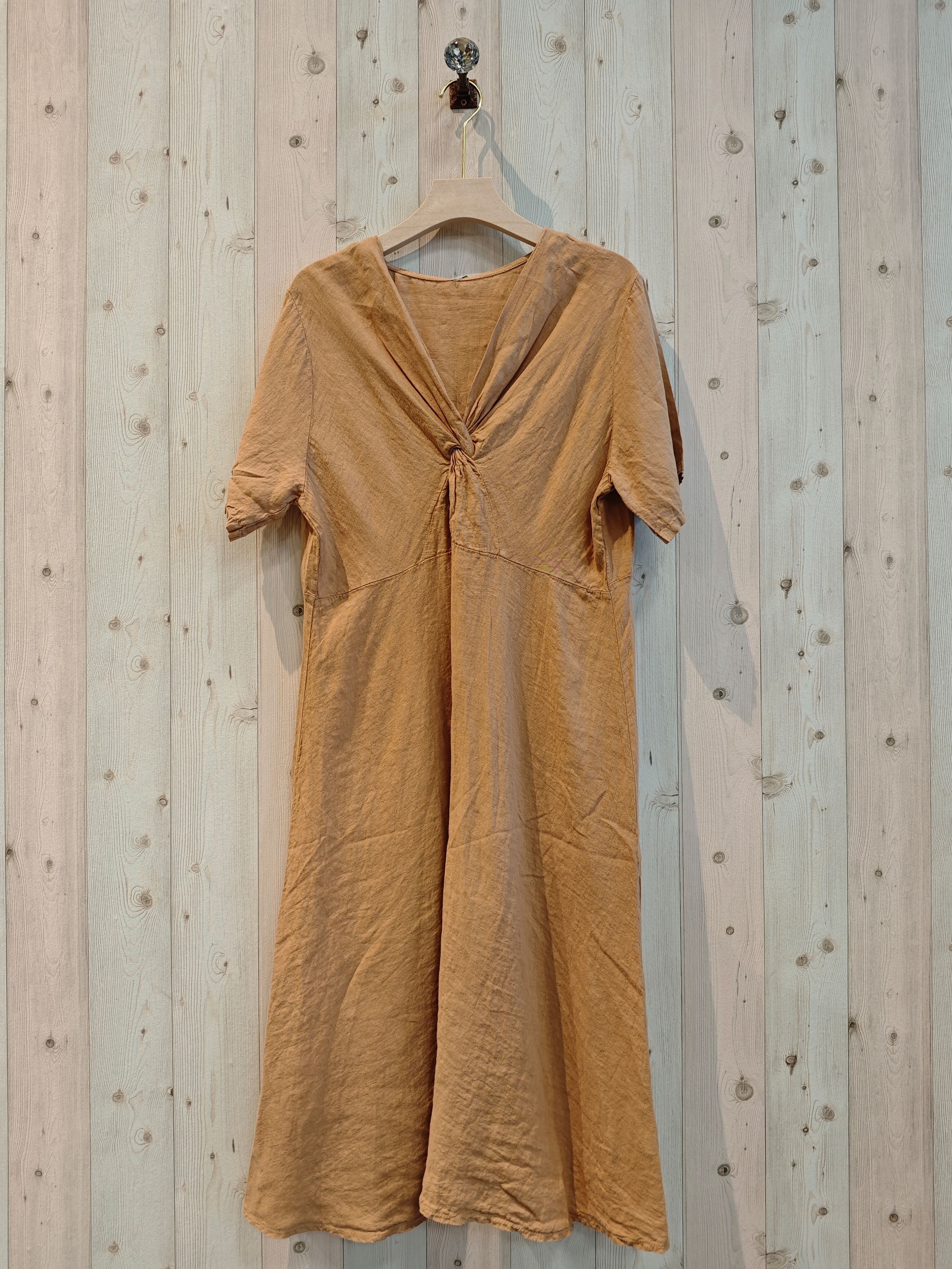 RIF 17368 ABITO CON NODO SUL PETTO IN LINO 100%