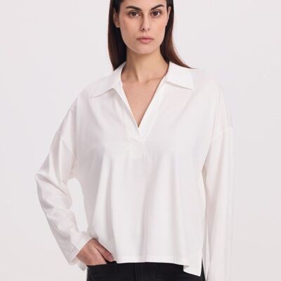 Blusa leggera con scollo aperto