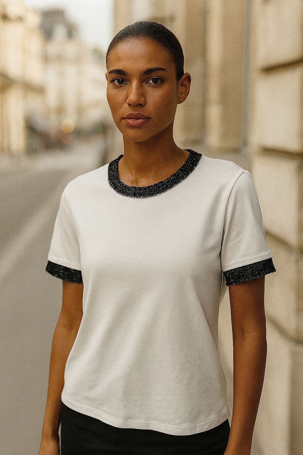 T-shirt elegante da donna