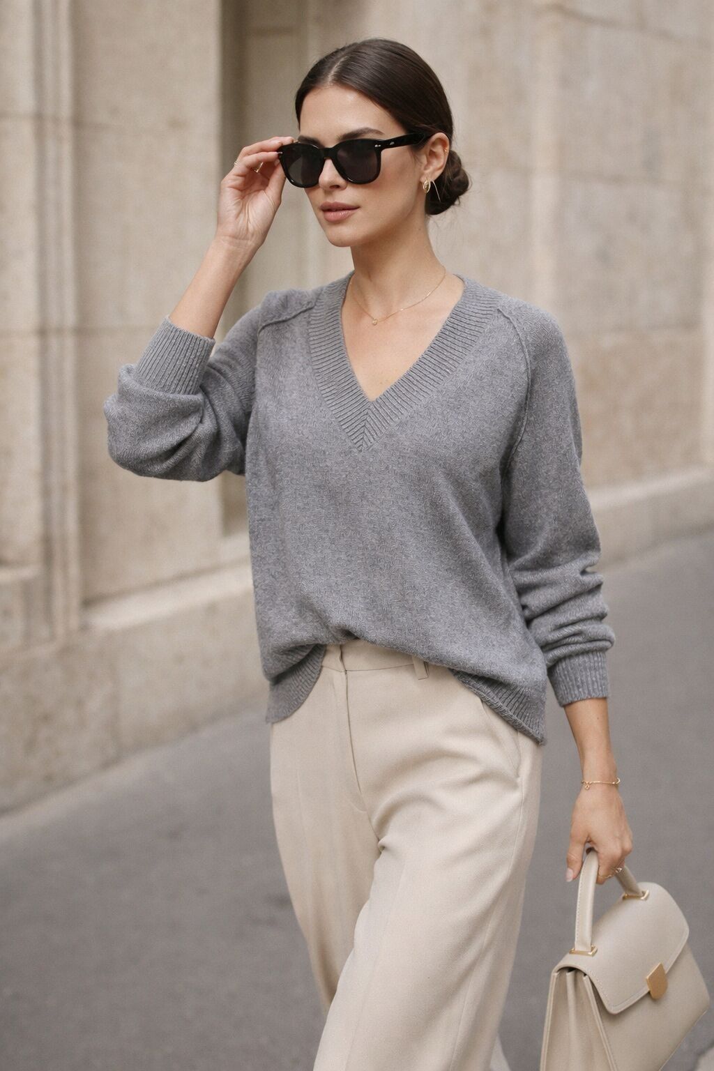 Long-sleeved ribbed V-neck knit sweater - Viscose - 1336
