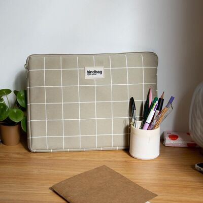 Funda para portátil Ava con cuadros verde arcilla y blanco