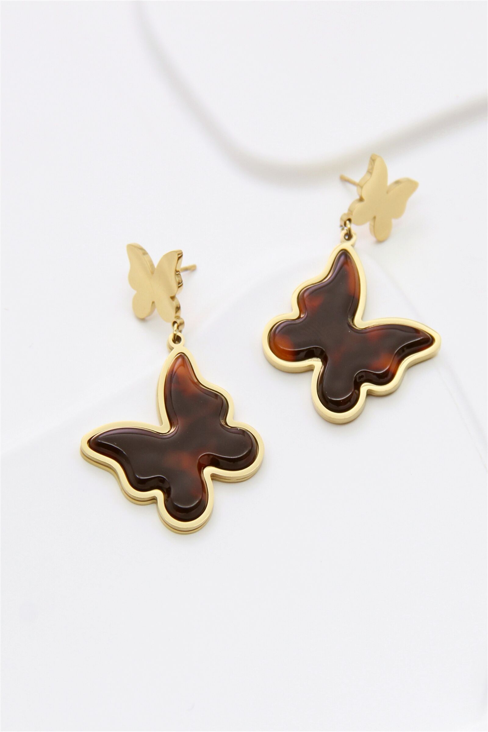 Orecchini a farfalla in resina alla moda in acciaio inossidabile