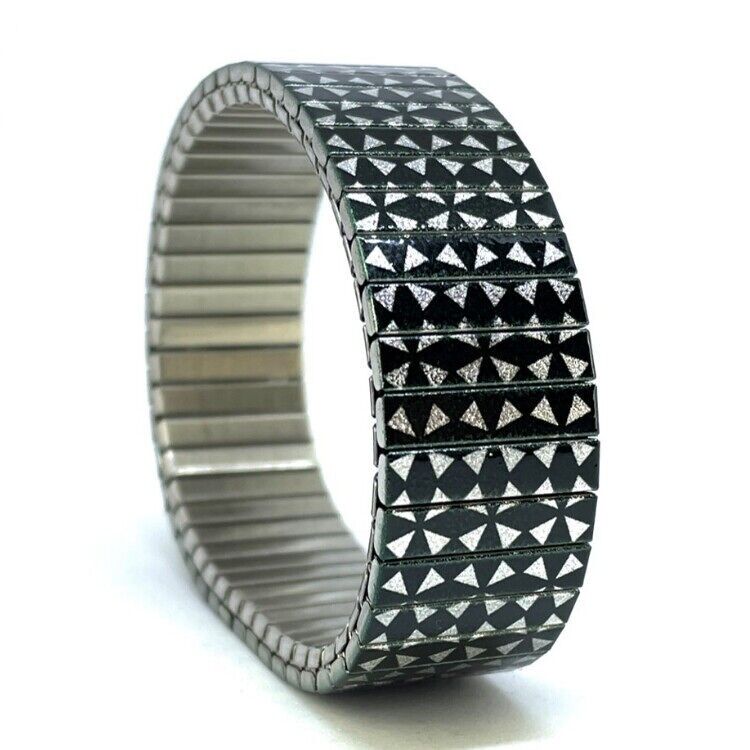 Stainless steel designer bracelet 18mm handmade in London - Stars Triangled silver harlequin Metallic