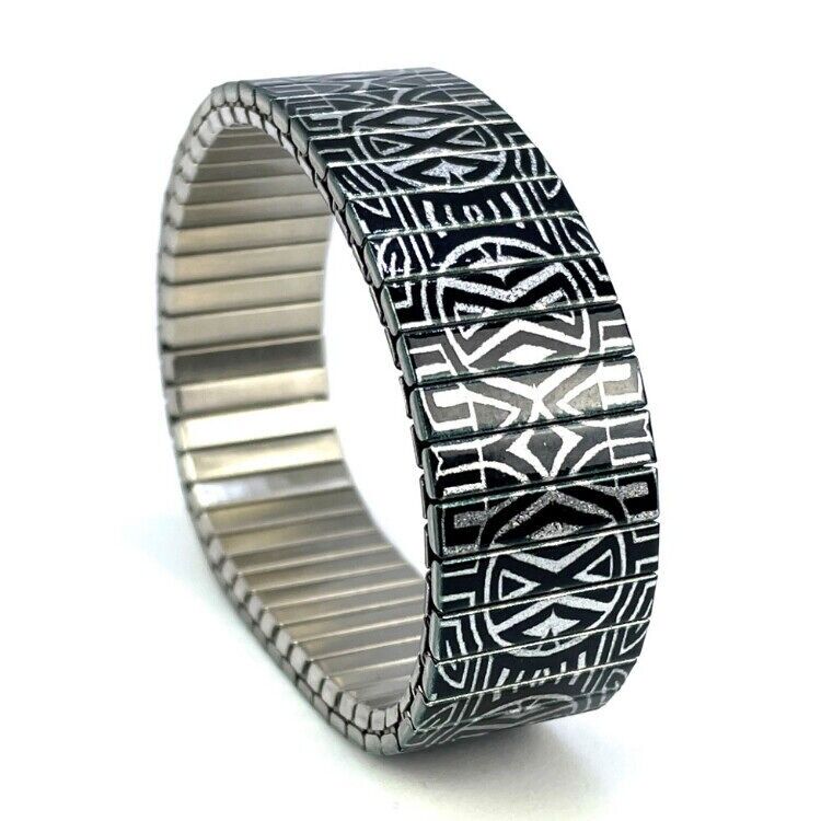 Stainless steel designer bracelet 18mm handmade in London - Circles Mandala tribal Metallic