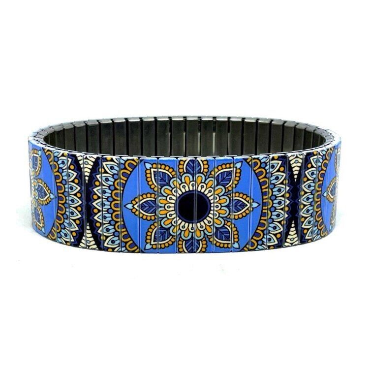Pulsera de diseño de acero inoxidable de 18 mm, hecha a mano en Londres - Carnival Rio flor azul