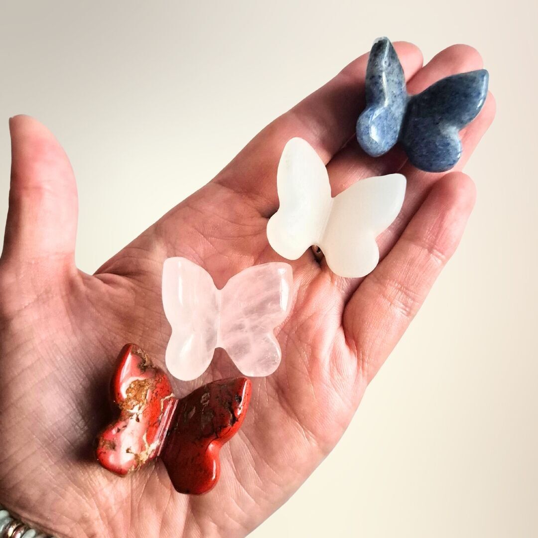 Mini papillon en pierre précieuse – 3 cm