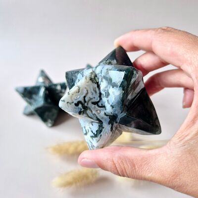 Crystal Gemstone XXL Moss Agate Merkabaster – 7.5 cm – Spiritual Harmony & Grounding