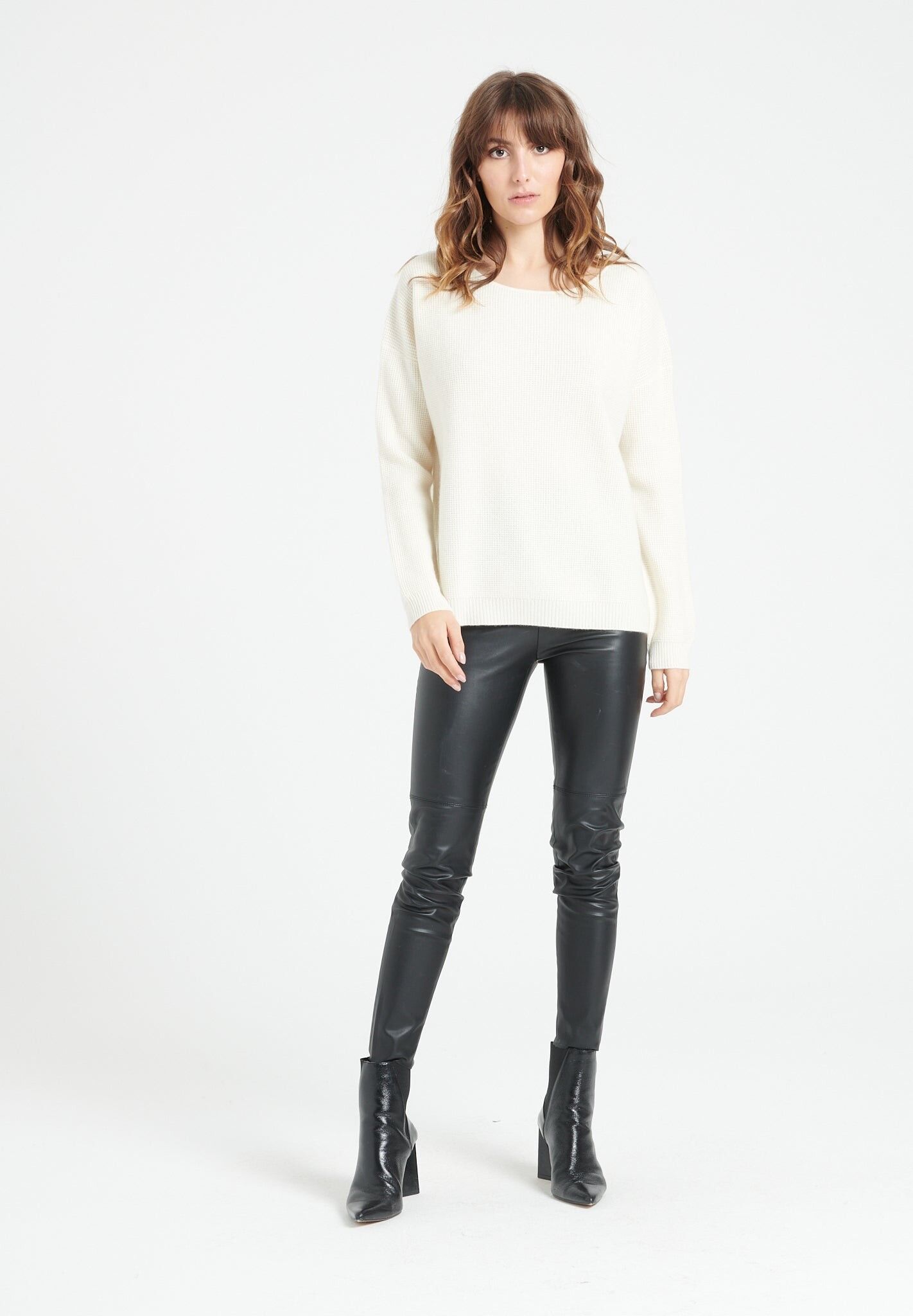 Maglione girocollo in cashmere ecrù da donna - LILLY 25