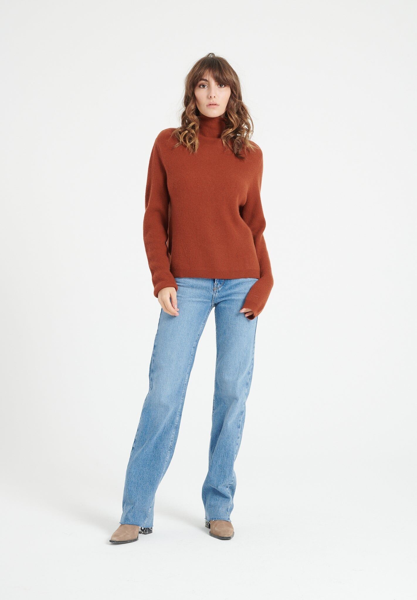 Maglione dolcevita in cashmere terracotta da donna - LILLY 26