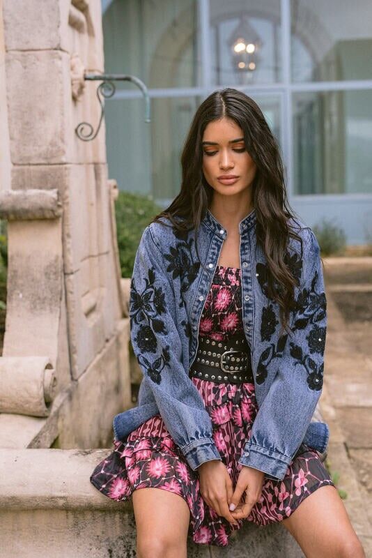 SOVRACAMICIA IN DENIM FLOREALE COSMOS