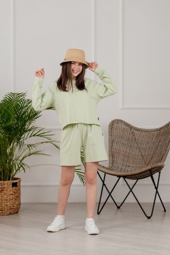 Costume en coton olive avec short long 1