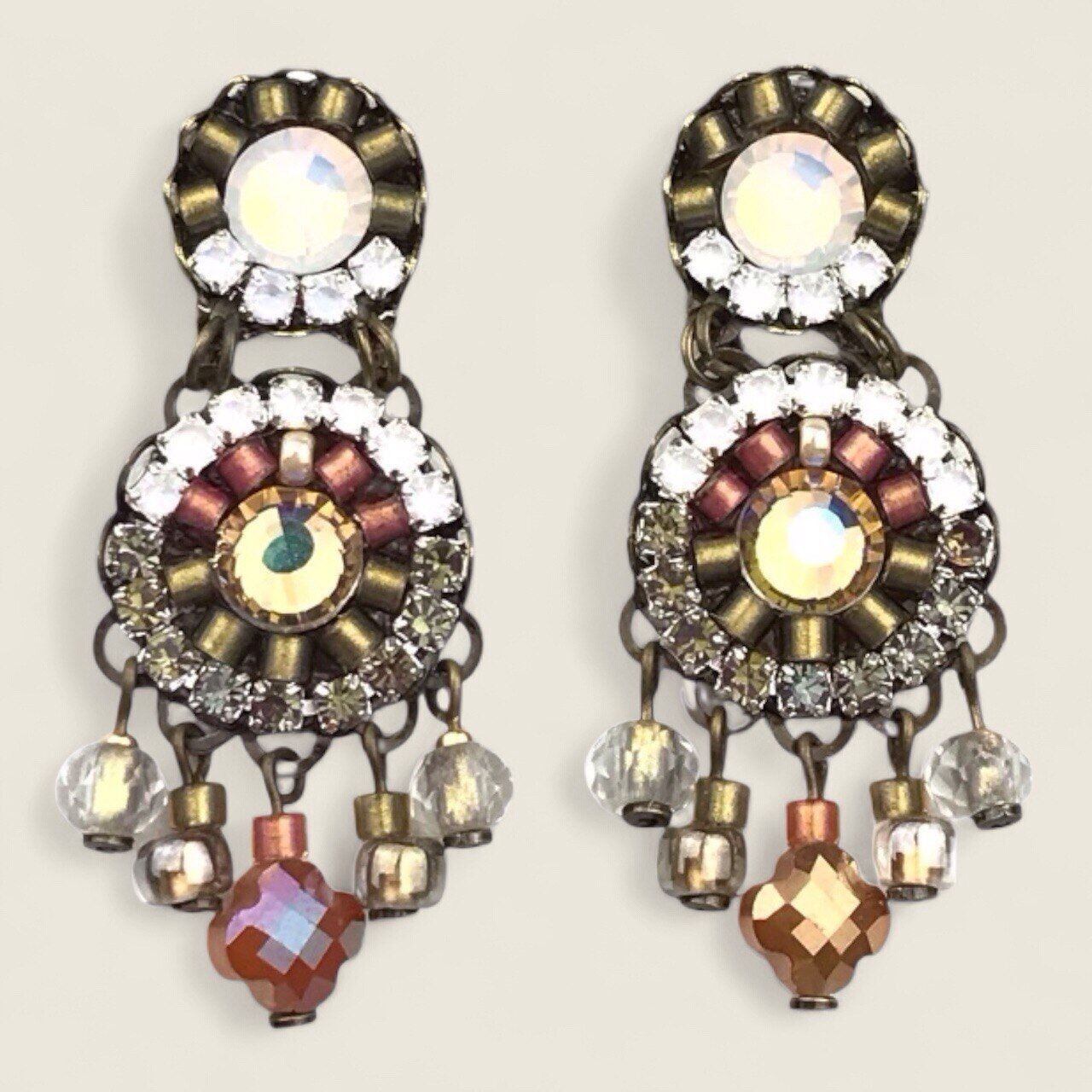 Piccoli orecchini di cristallo Nebula