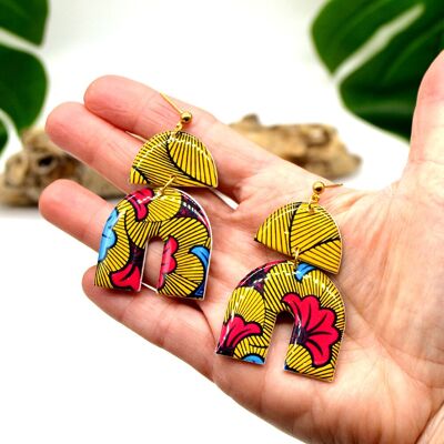 Boucles d’oreilles résine & wax – Fleur de mariage