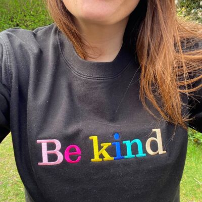 Be Kind Embroidered Letters Sweatshirt Black