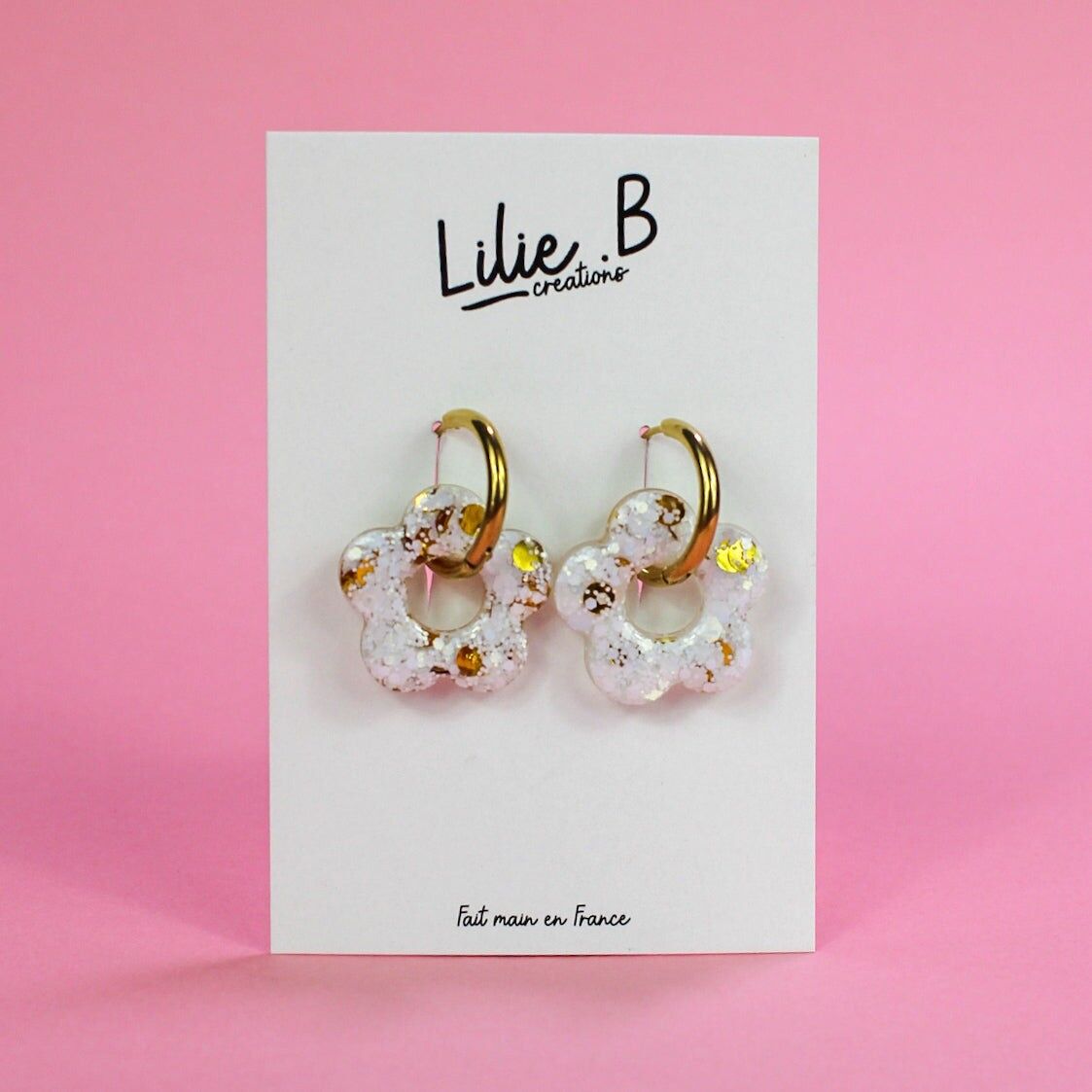 Boucles d'oreille Pampilles Fleurs Blanc & Or
