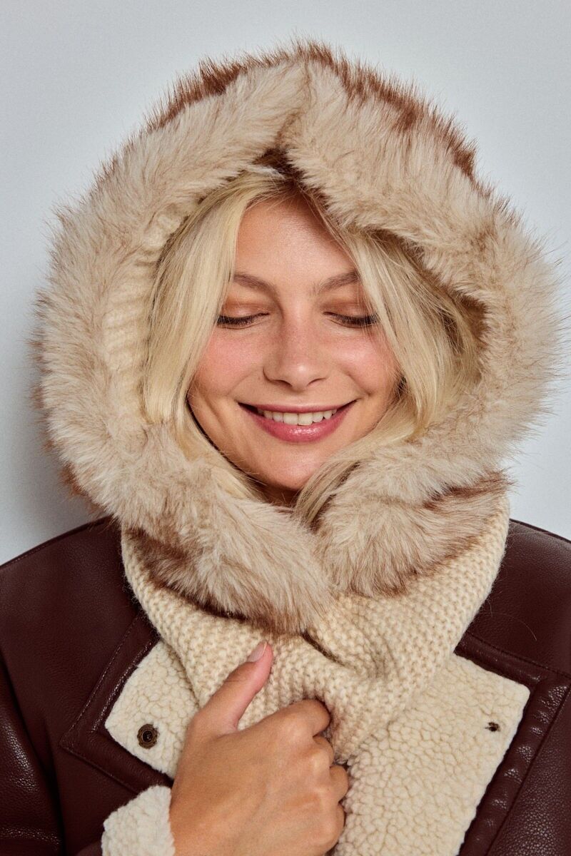 Cappello di lana con pelliccia sintetica MJ222SD