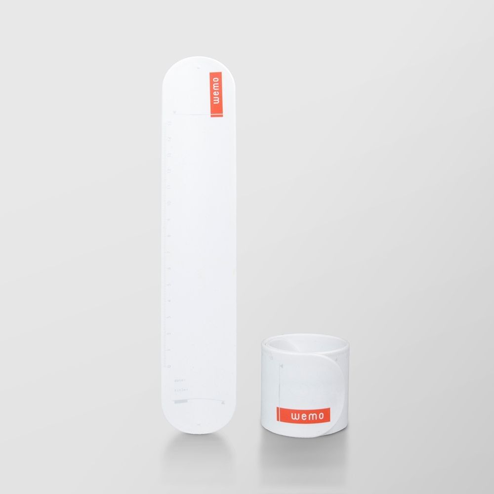 Banda de notas adhesivas reutilizable blanca tipo pulsera / Wemo: su recubrimiento de superficie es especial para reescribir con bolígrafo: 3R, Reescribible, Reutilizable, Resistente.