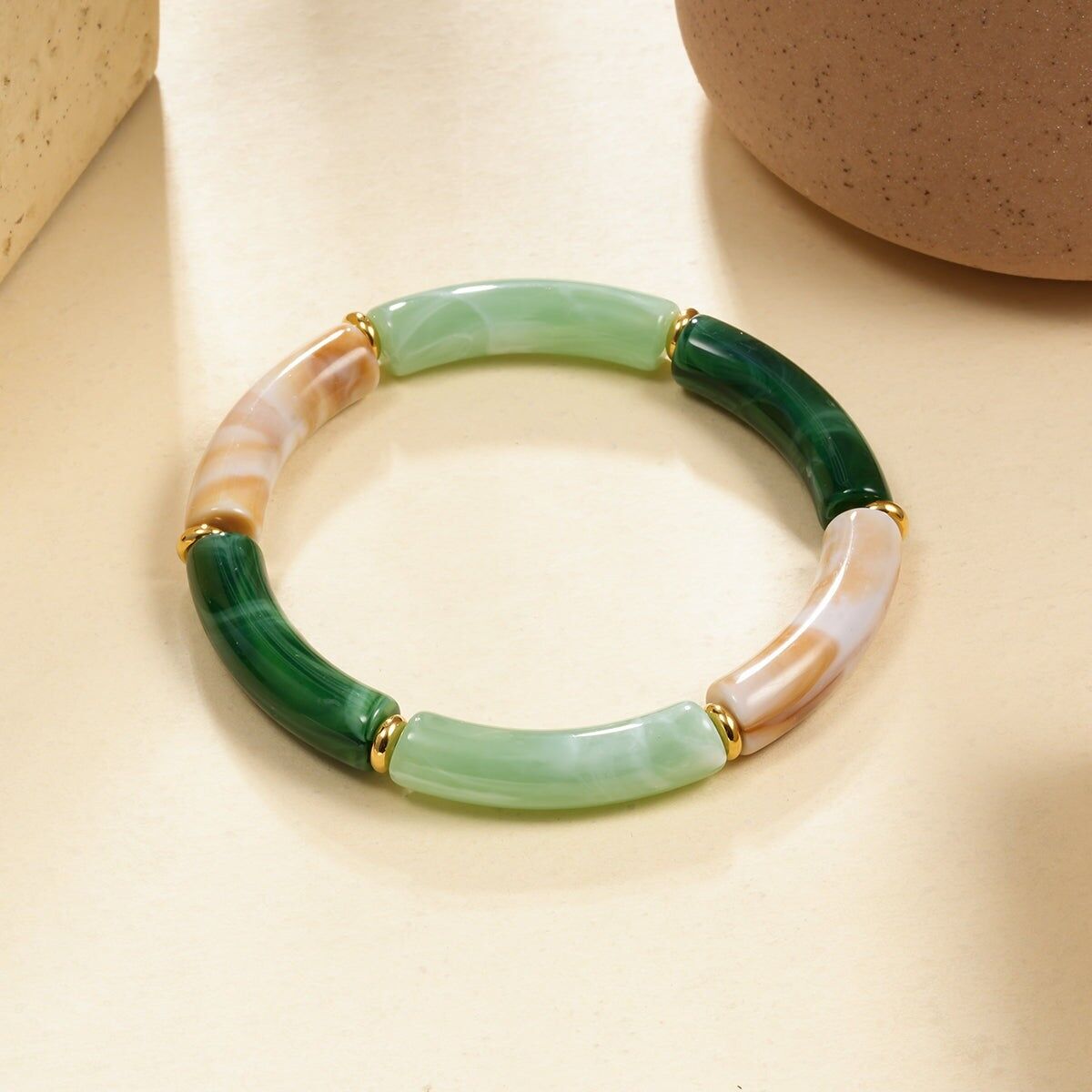 Bracciale elastico in resina verde scuro e beige