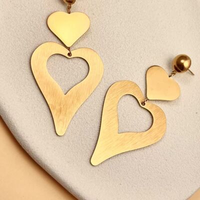 Pendientes de acero con corazón dorado y doble charm