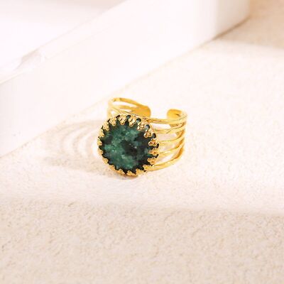 Anello multi-anello in oro con grande pietra verde centrale rotonda incastonata con punte