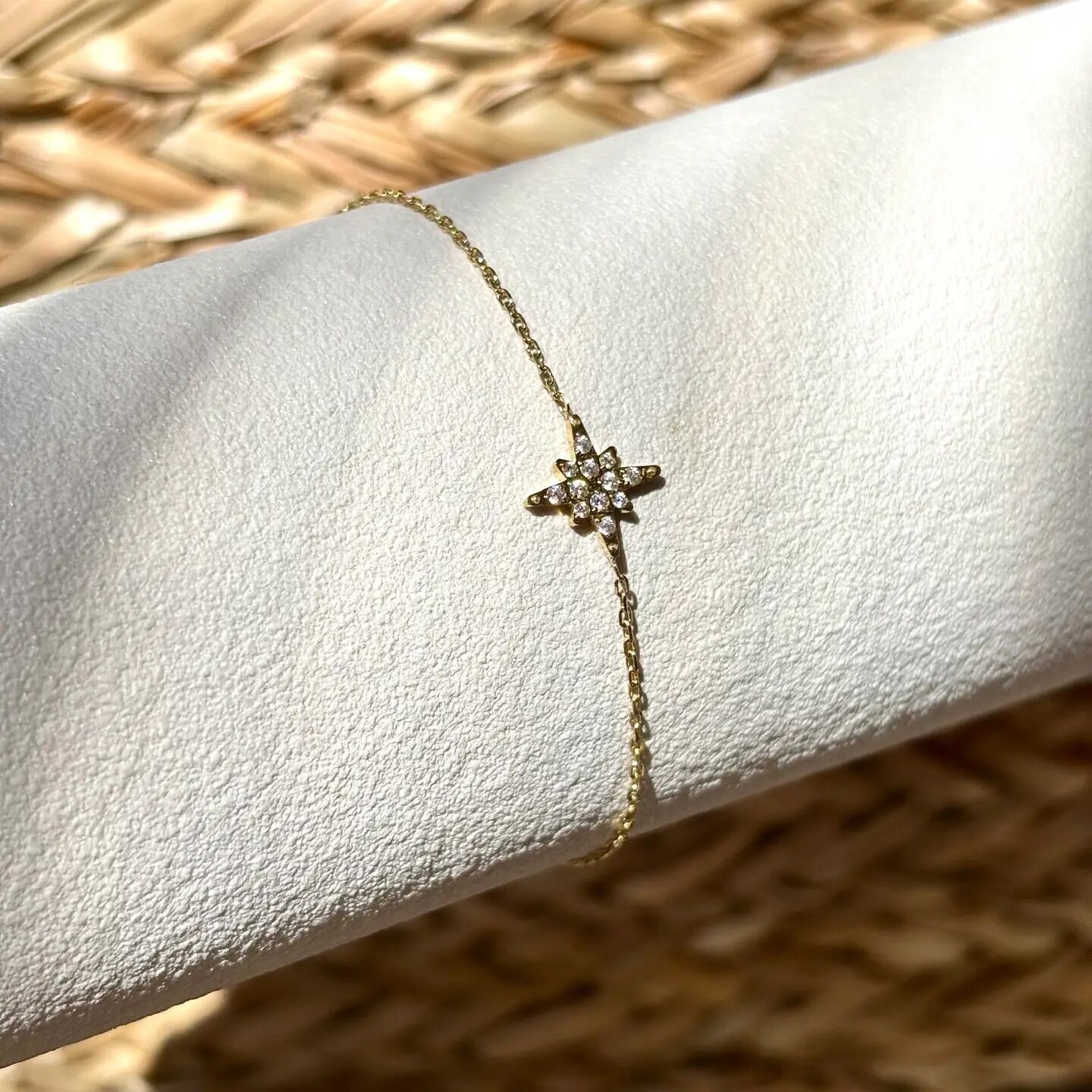 Thin Polar Star Chain Bracelet 316L Steel 14K Gold Plated Zirconium Oxide