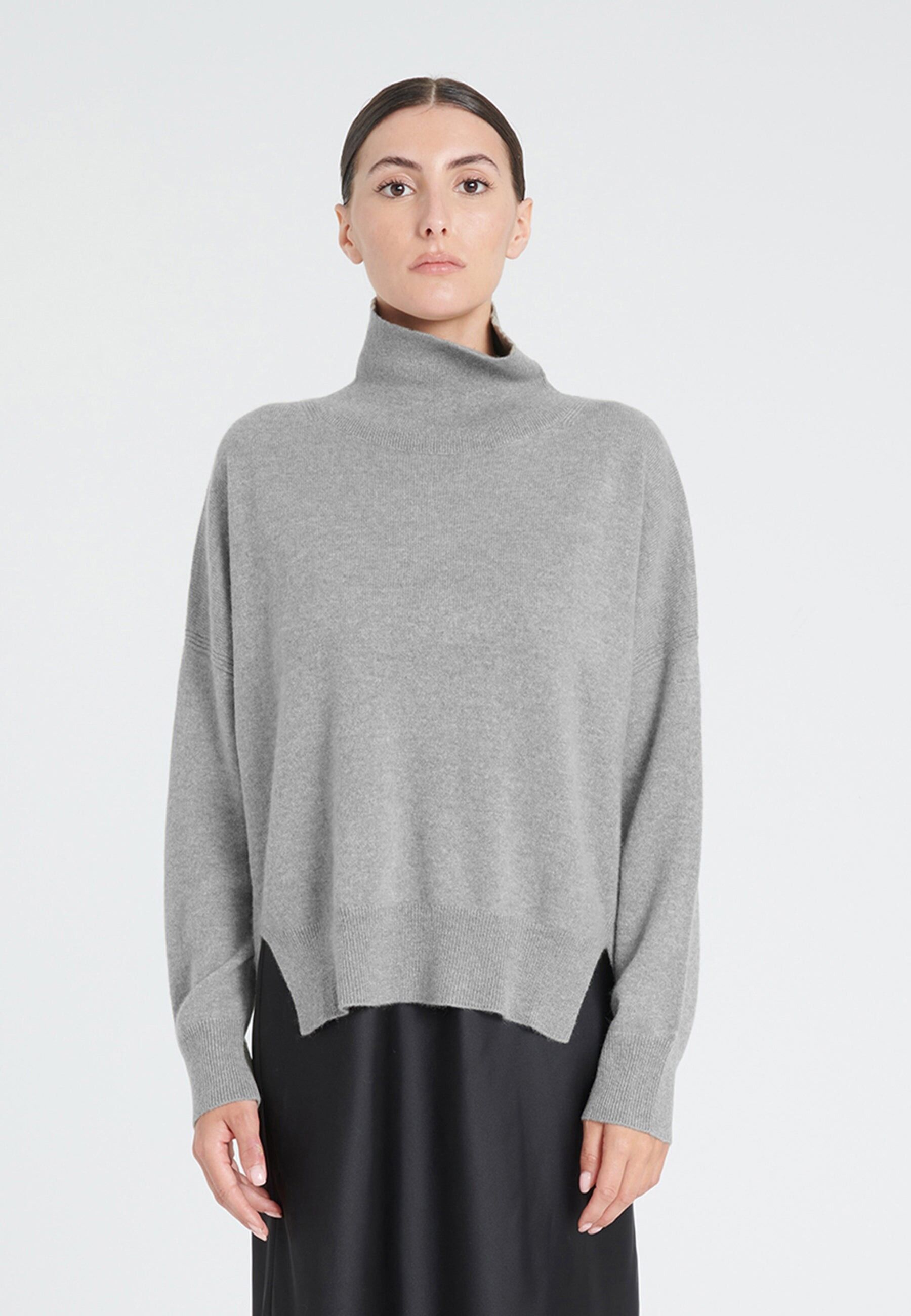 Maglione da donna in cashmere grigio chiaro con collo alto - ZAYA 13
