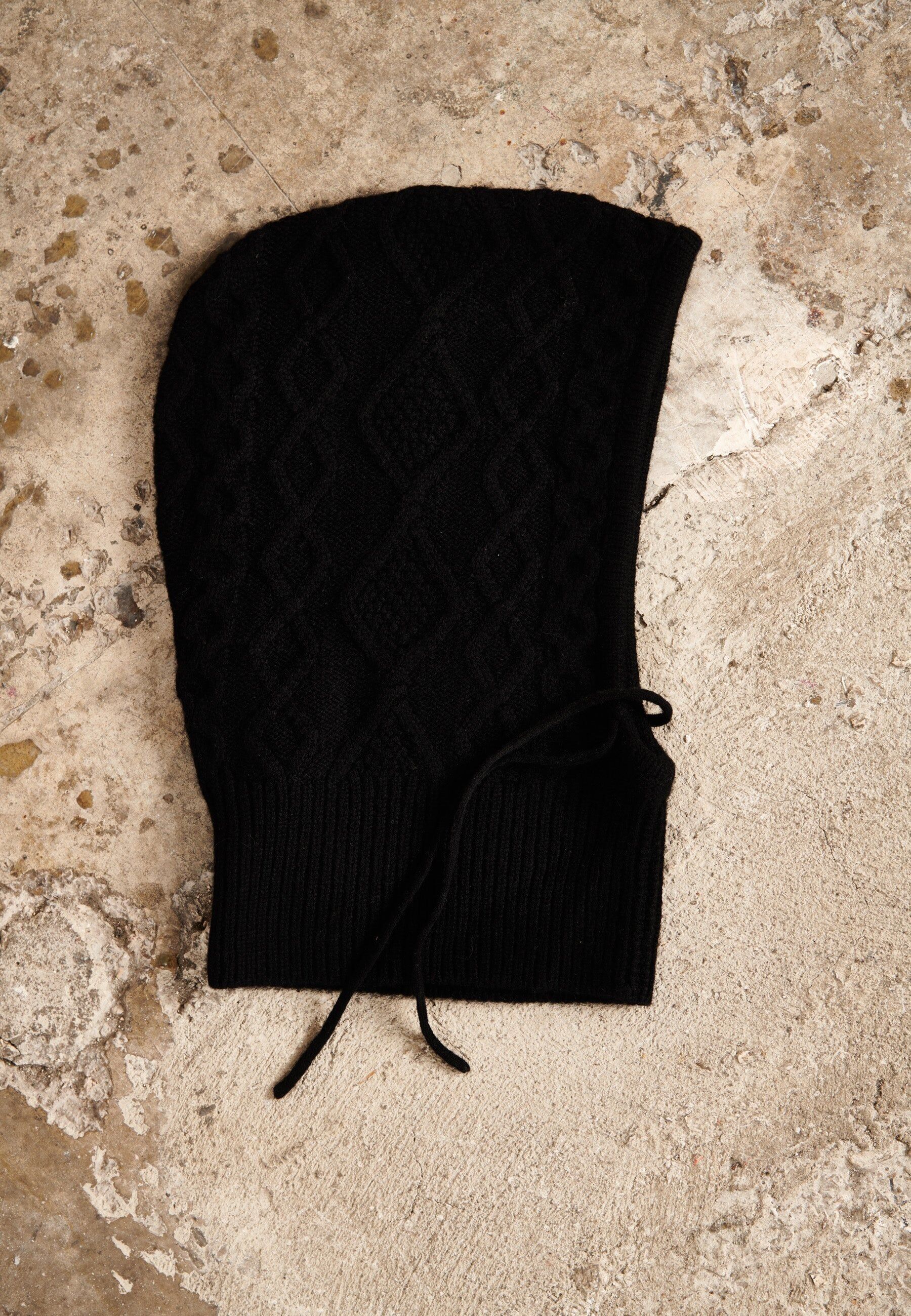 Cappello da donna in cashmere nero 8 fili - UNI 19