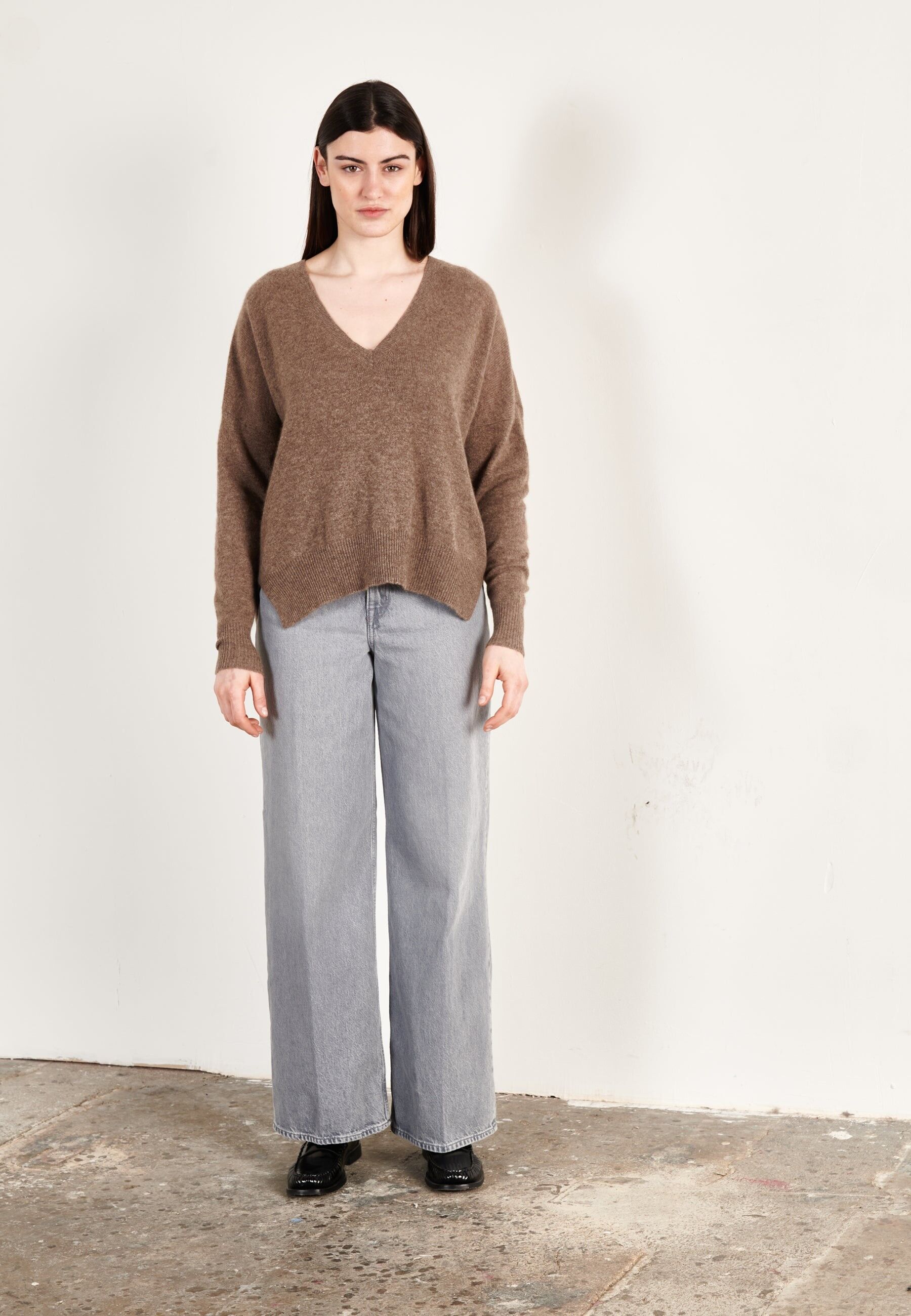 Pull col V cachemire taupe femme - RIA 3