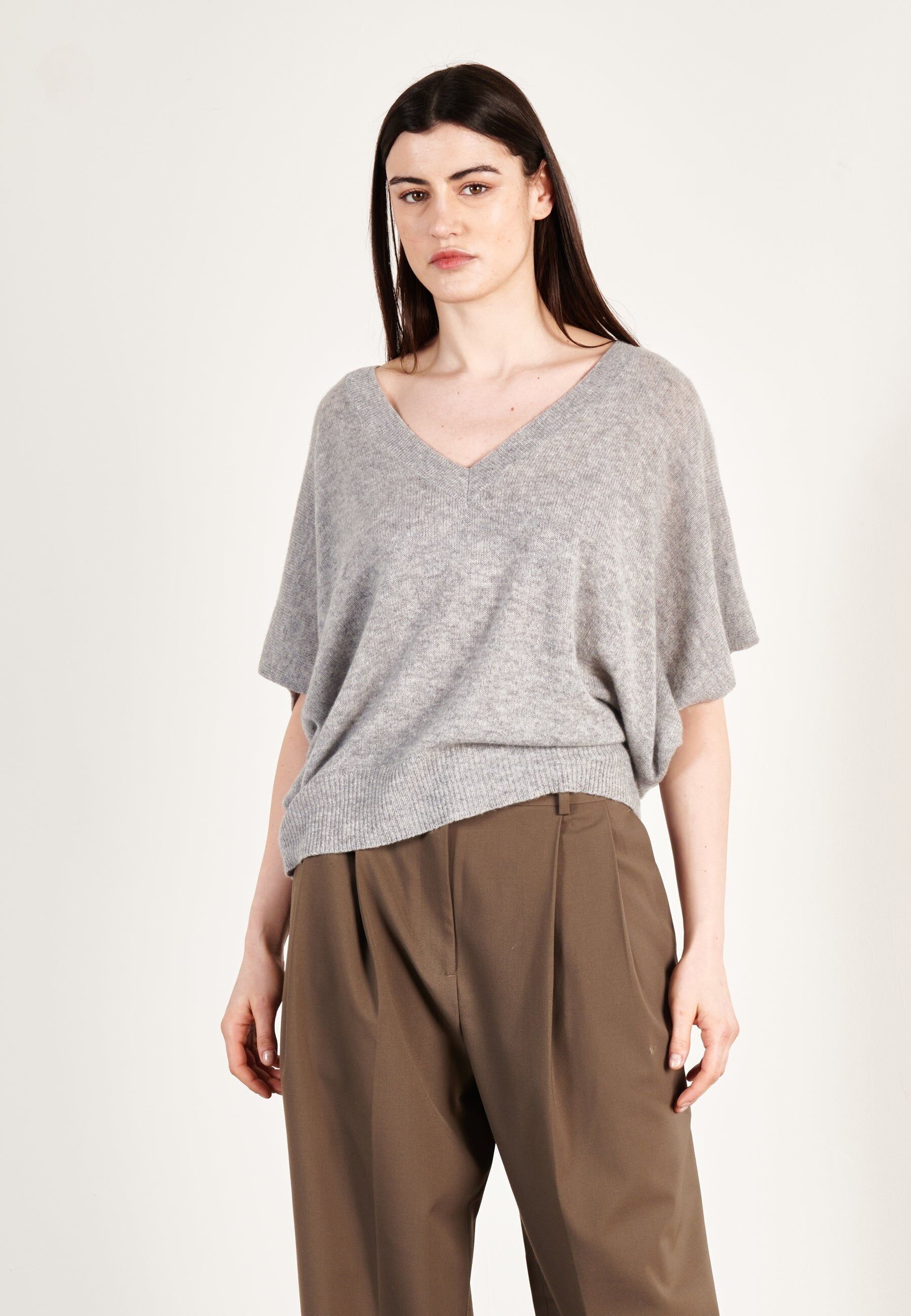 Maglione da donna in cashmere grigio chiaro con scollo a V - RIA 25