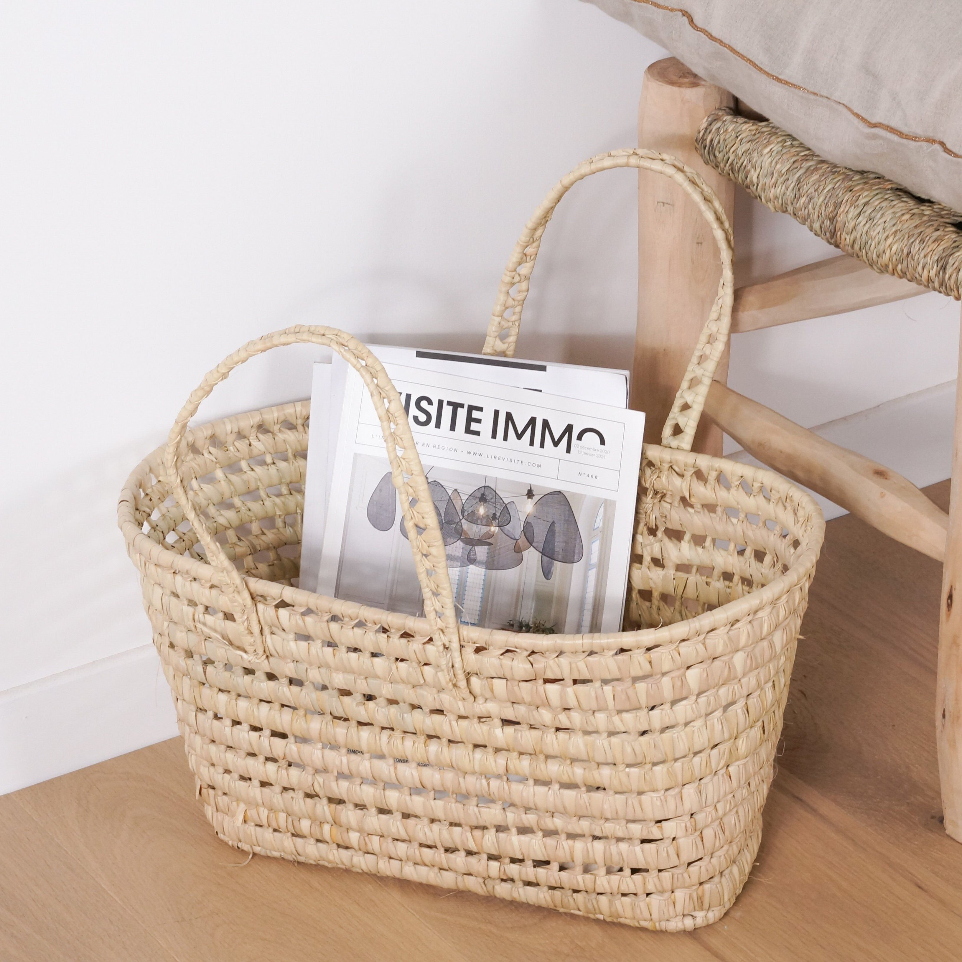 Zeitschriftenständer aus Palmblatt