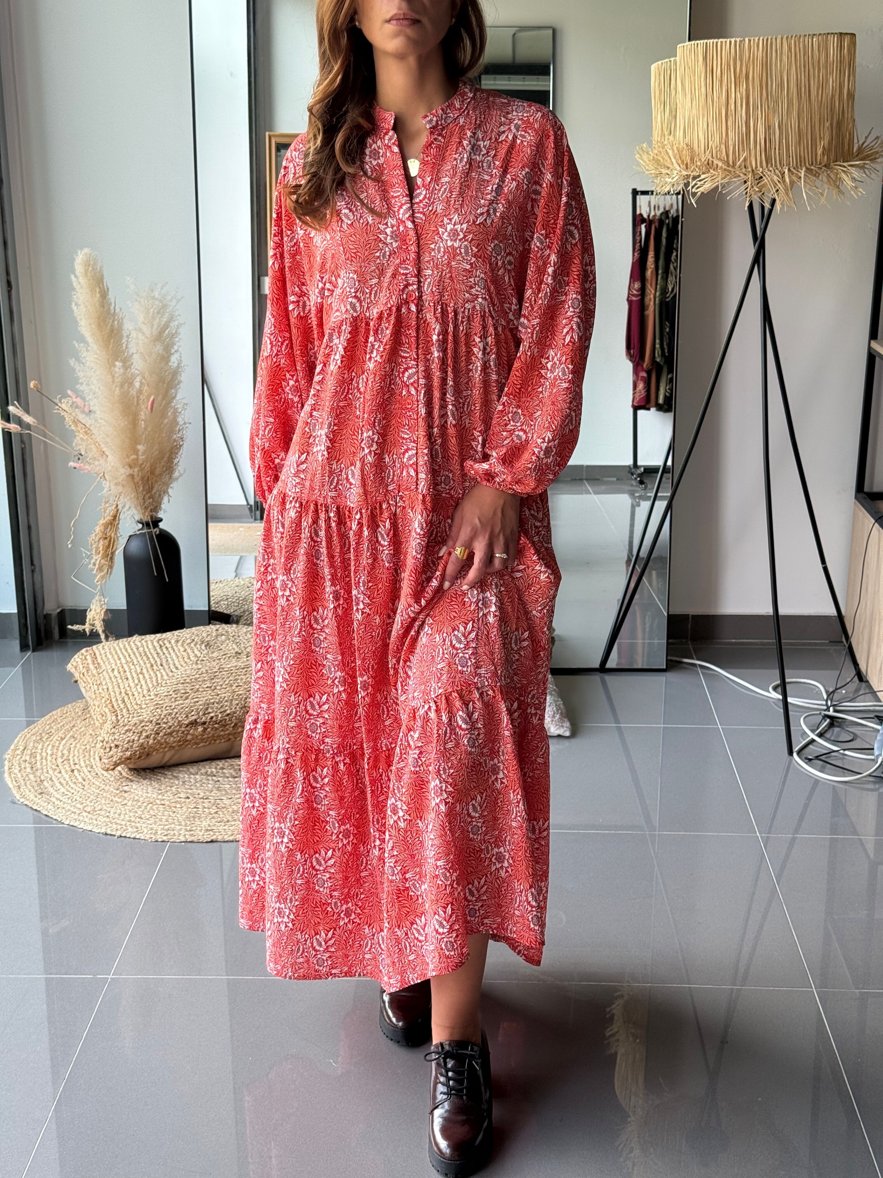 Abito lungo e ampio con stampa floreale rossa Köylu - Maniche lunghe - Con viscosa