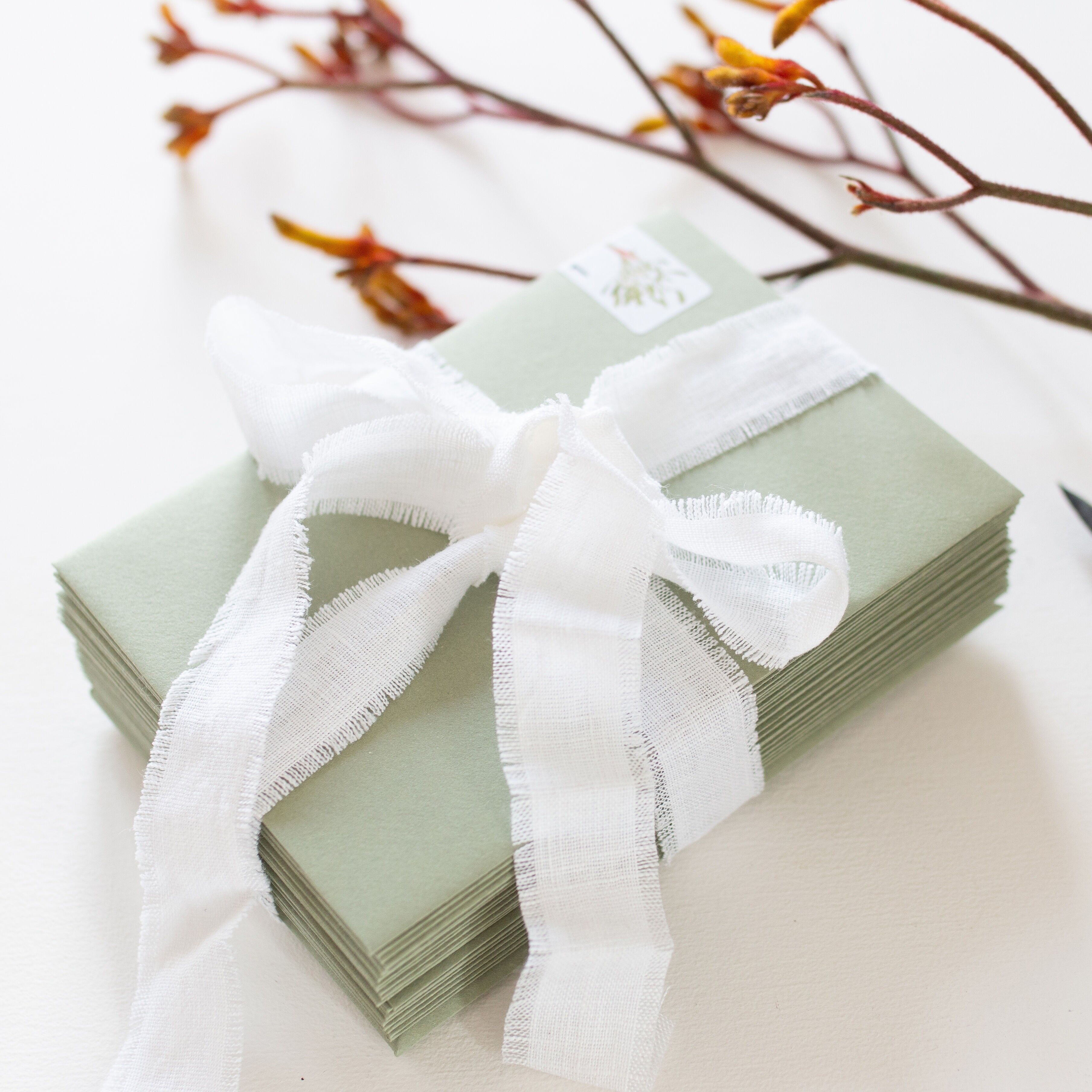 Adventskalender mit 24 Postkarten, Klappkarten und Goodies