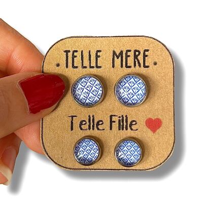 Pendientes de madre e hija / "¡De tal madre, tal hija!""patrón azul y blanco