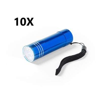 10 X LAMPE DE POCHE BLEUE 9 LED AVEC PUISSANCE D'ÉCLAIRAGE ÉLEVÉE. CORPS EN ALUMINIUM RÉSISTANT, PUSH-UP PROTÉGÉ AVEC REVÊTEMENT EN CAOUTCHOUC RÉSISTANT ET SANGLE DE TRANSPORT. ALIMENTATION PAR PILES : 3XAAA NON INCLUSES. 8.4 x cm | 2.4 Ø